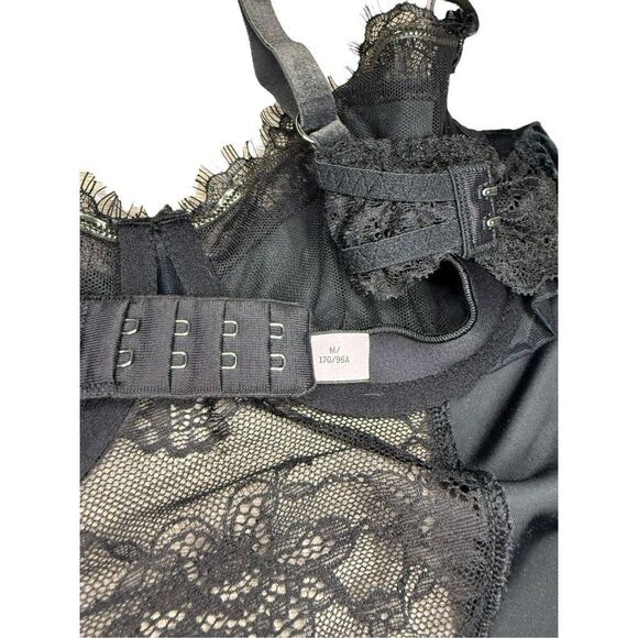 Victoria’s Secret Women’s Medium Black Velvet Very Sexy Wicked Teddy Lingerie - Picture 9 of 11